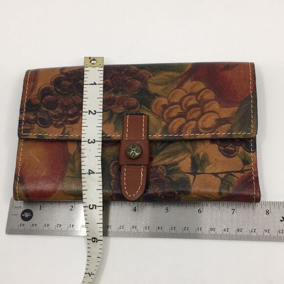 Patricia Nash floral and fruit Large Leather Wallet - Picture 15 of 16